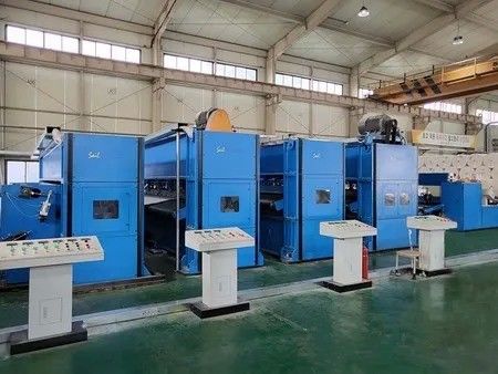 300kg/h - 700kg/h Đường dây sản xuất đâm kim Geotextile Máy đâm không dệt