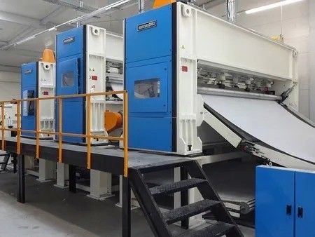 Máy đâm kim nhiều lớp sơn không dệt dây chuyền sản xuất felt